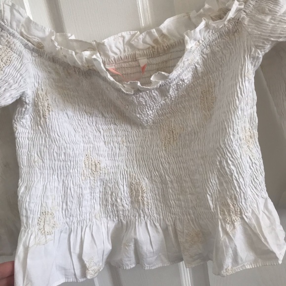 Off Shoulder Shirt/ top - Picture 3 of 5